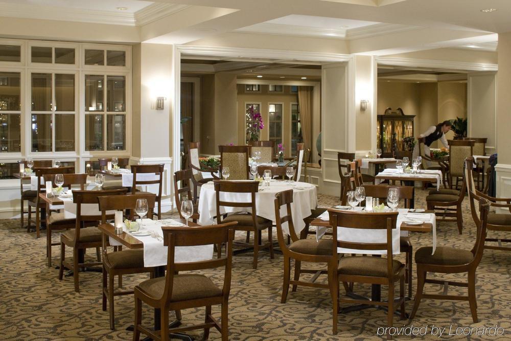 The Sutton Place Hotel Vancouver Restaurante foto
